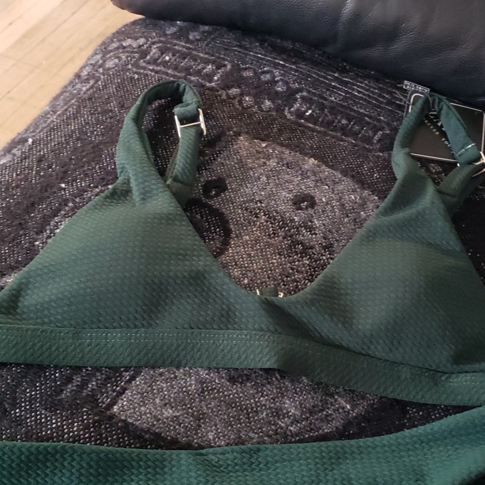 Swimwear 2pc - Picture 2 of 3